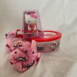 Hello kitty Valentine’s Day bundle: pjs bobble head and glass bowl